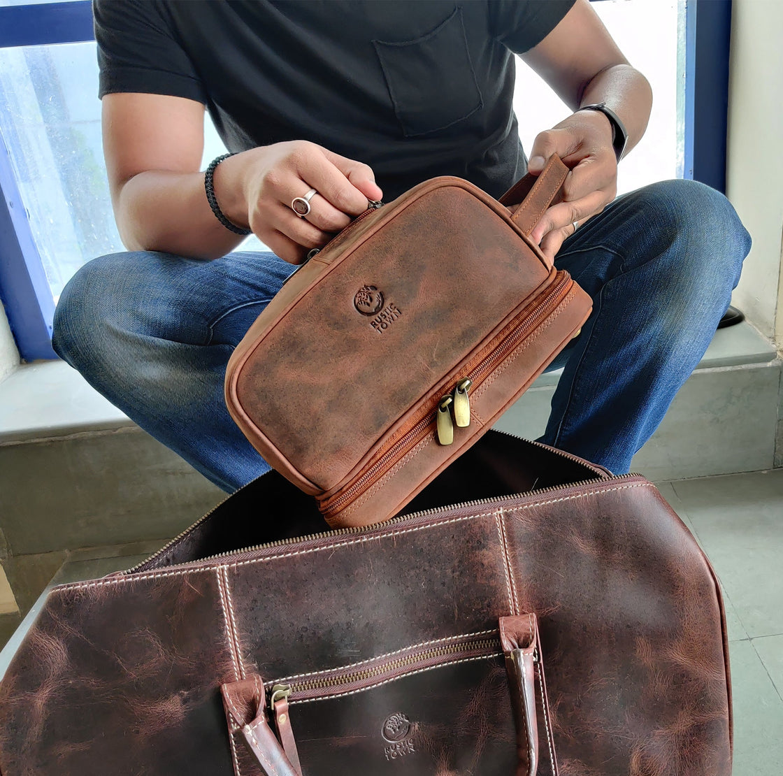 Nancy Leather Travel Makeup Bag (Brown)