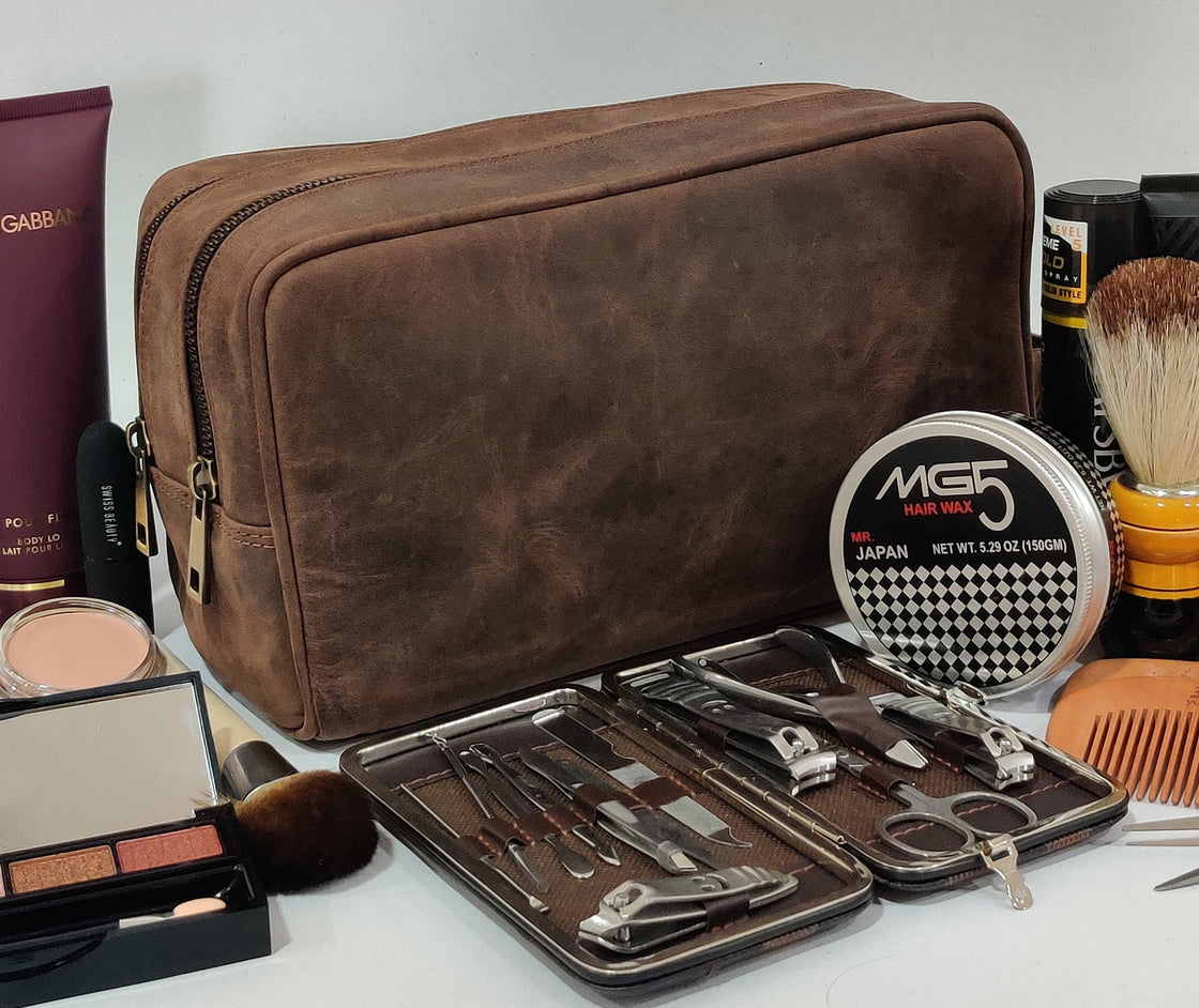 Johnny Men's Leather Travel Dopp Kit (Dark  Brown)