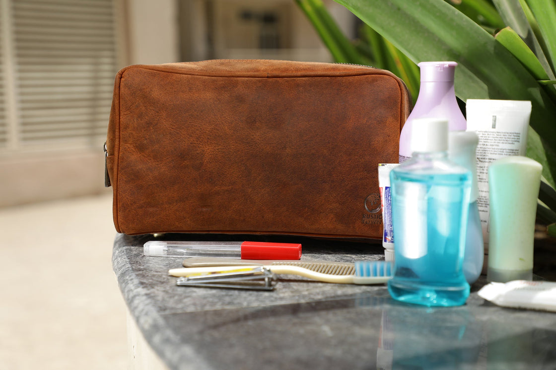 Johnny Handmade Leather Dopp Kit (Brown)