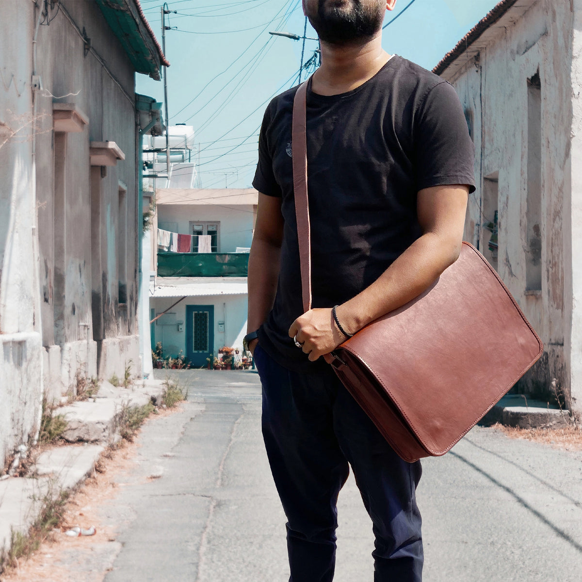 Artisian Leather Laptop Messenger Bag (15 inch)