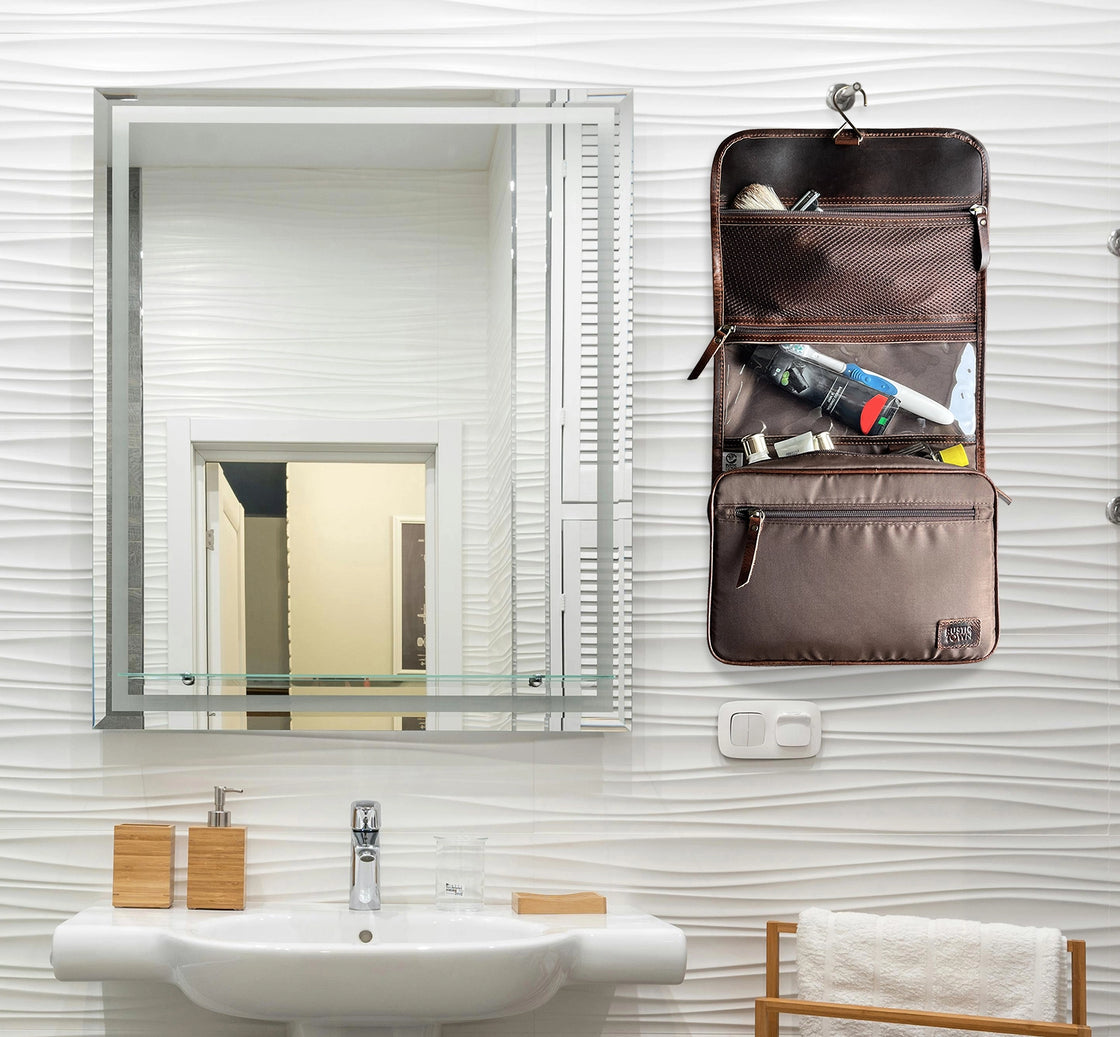 Finley Leather Hanging Toiletry Bag (Walnut Brown)