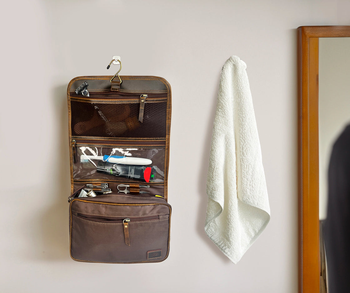 Finley Leather Hanging Toiletry Bag