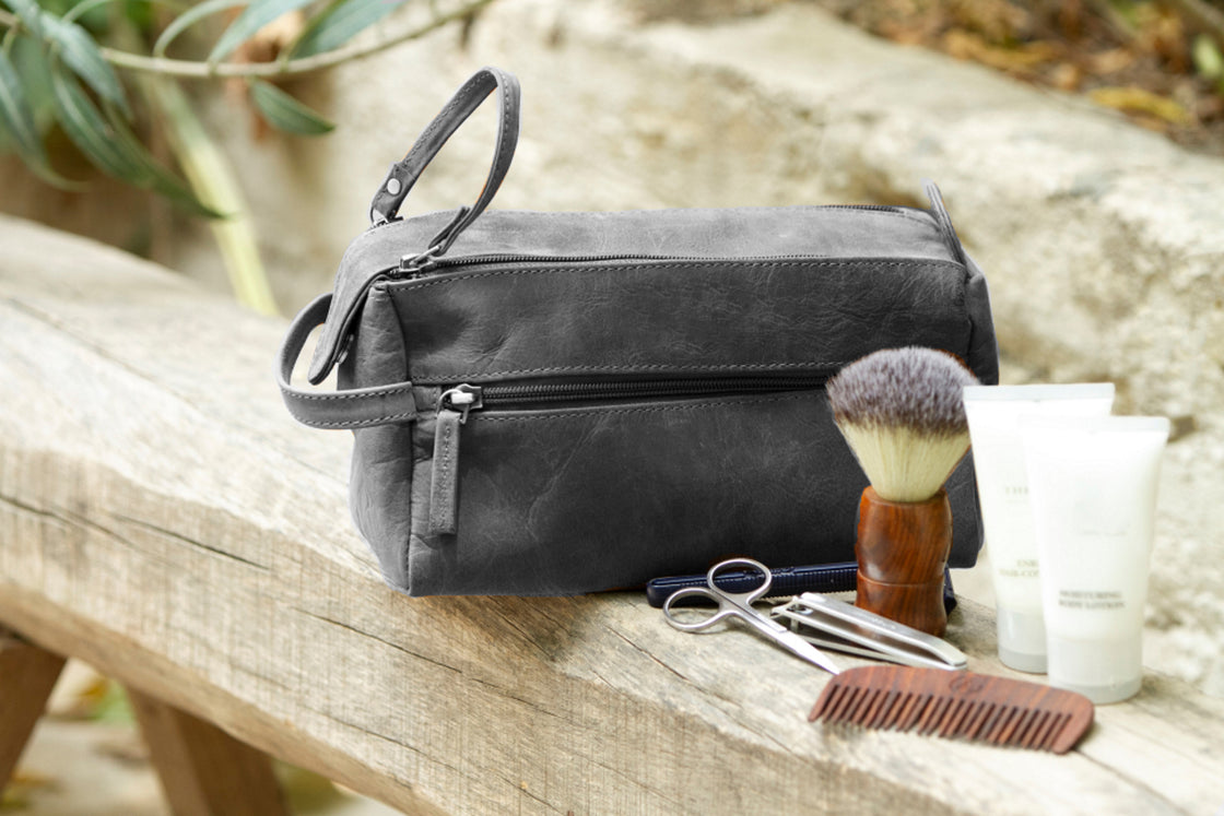 Leather Travel Toiletry Bag (Grey)