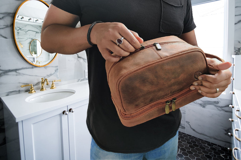 Nancy Leather Travel Makeup Bag (Brown)